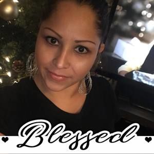 Meet your Posher, Alejandra